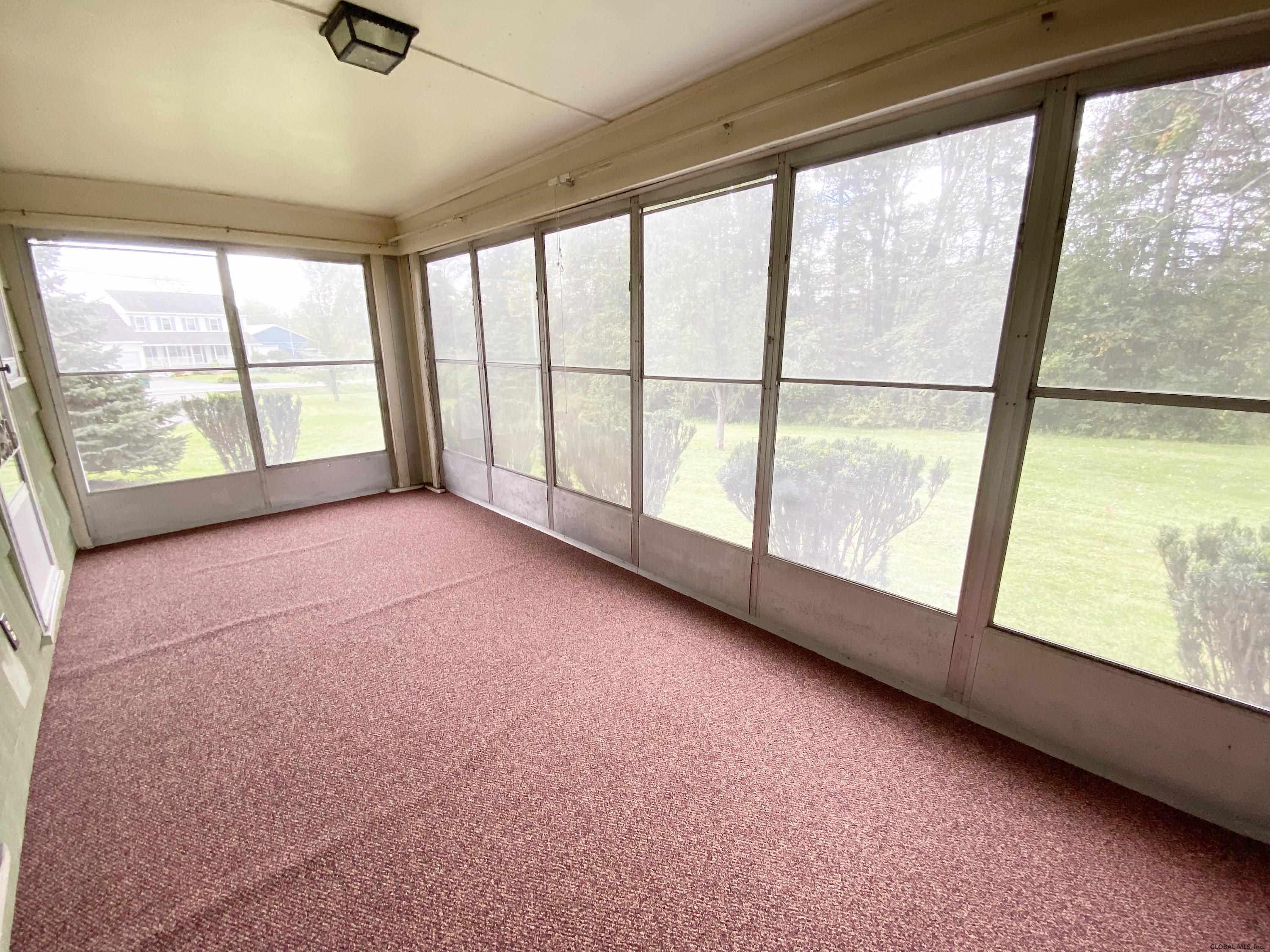 601 Pearse Road Niskayuna, NY 12309 - Photo 47 of 87 Photo 47