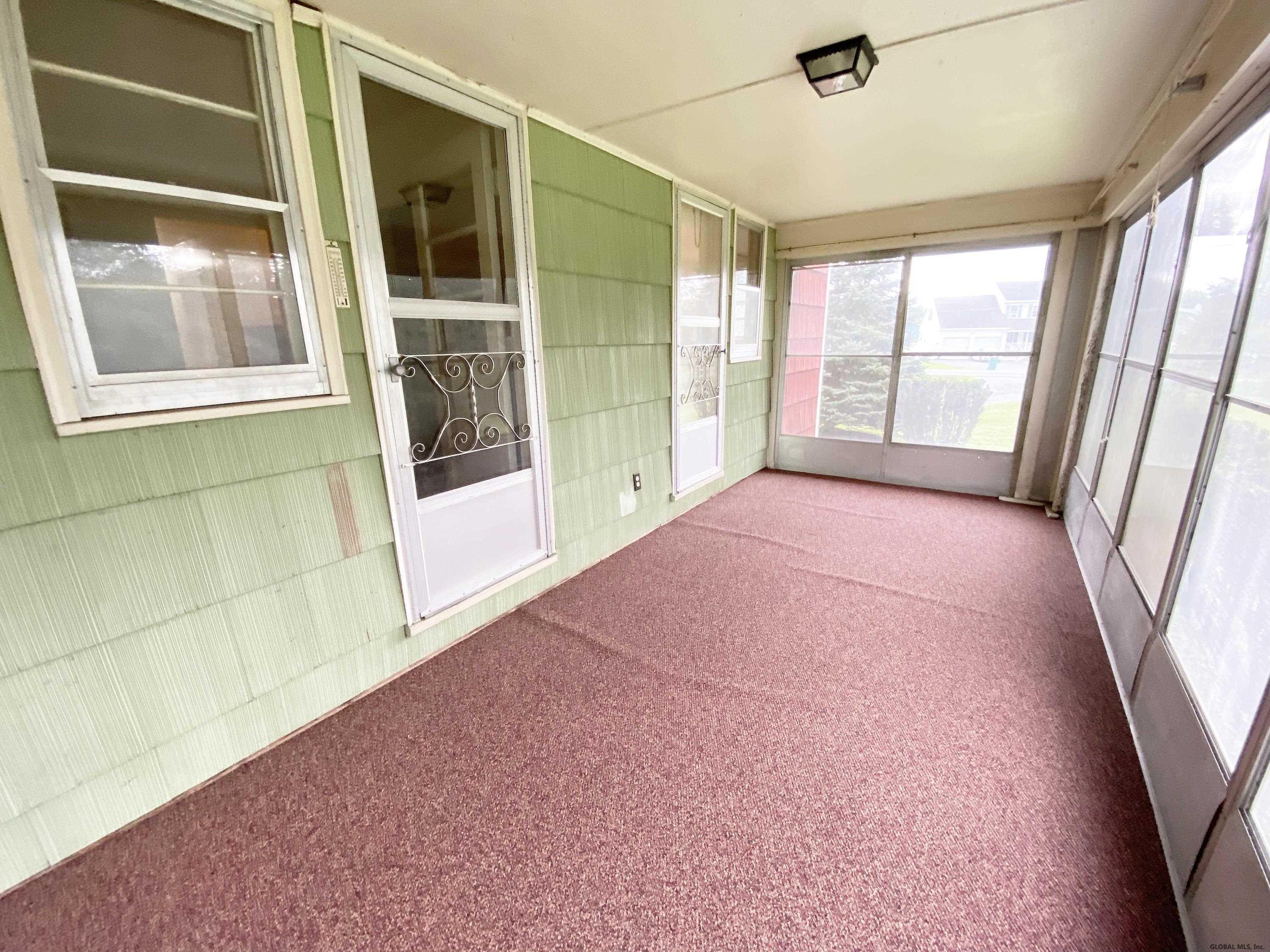 601 Pearse Road Niskayuna, NY 12309 - Photo 48 of 87 Photo 48