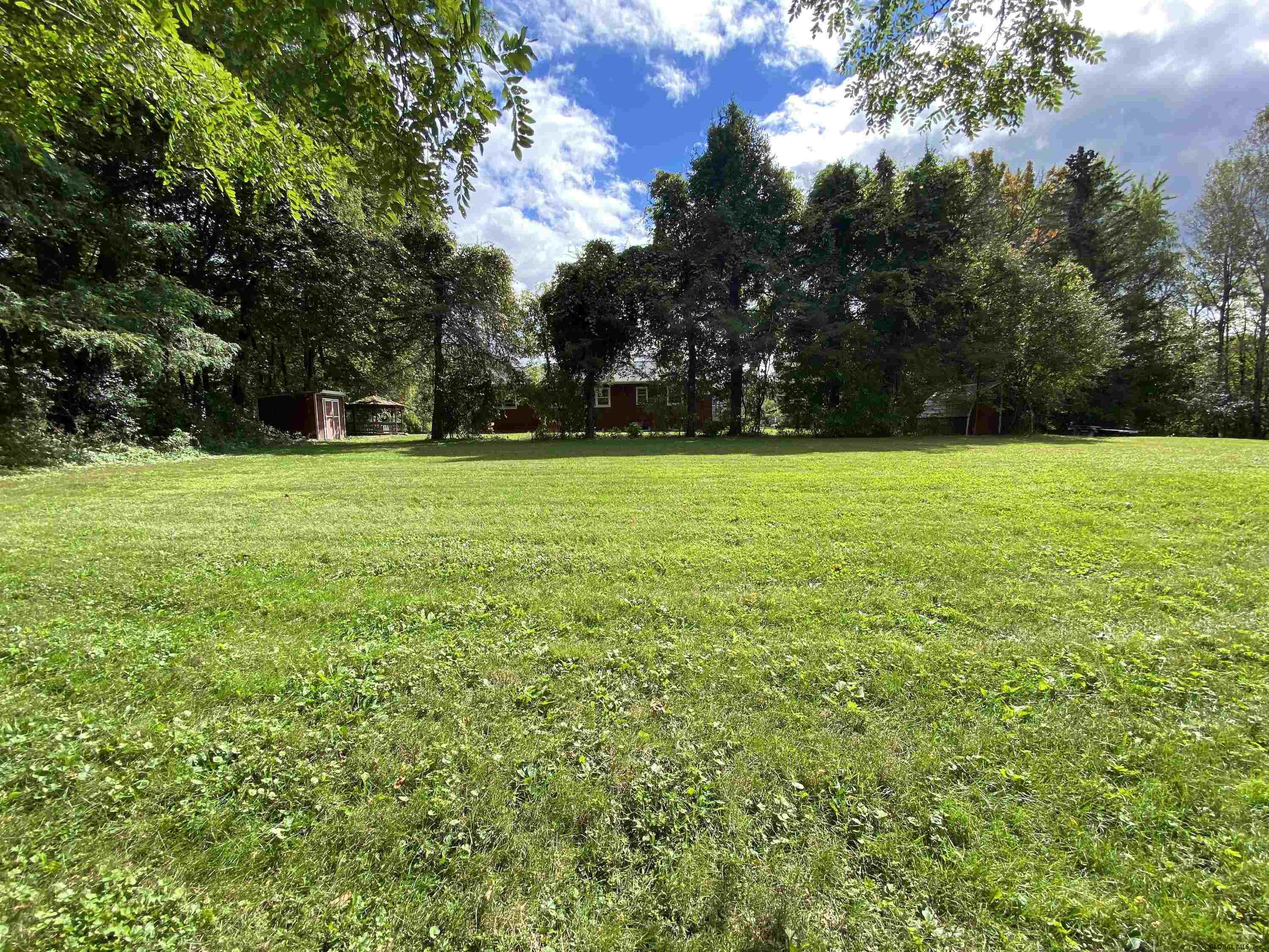 601 Pearse Road Niskayuna, NY 12309 - Photo 74 of 87 Photo 78