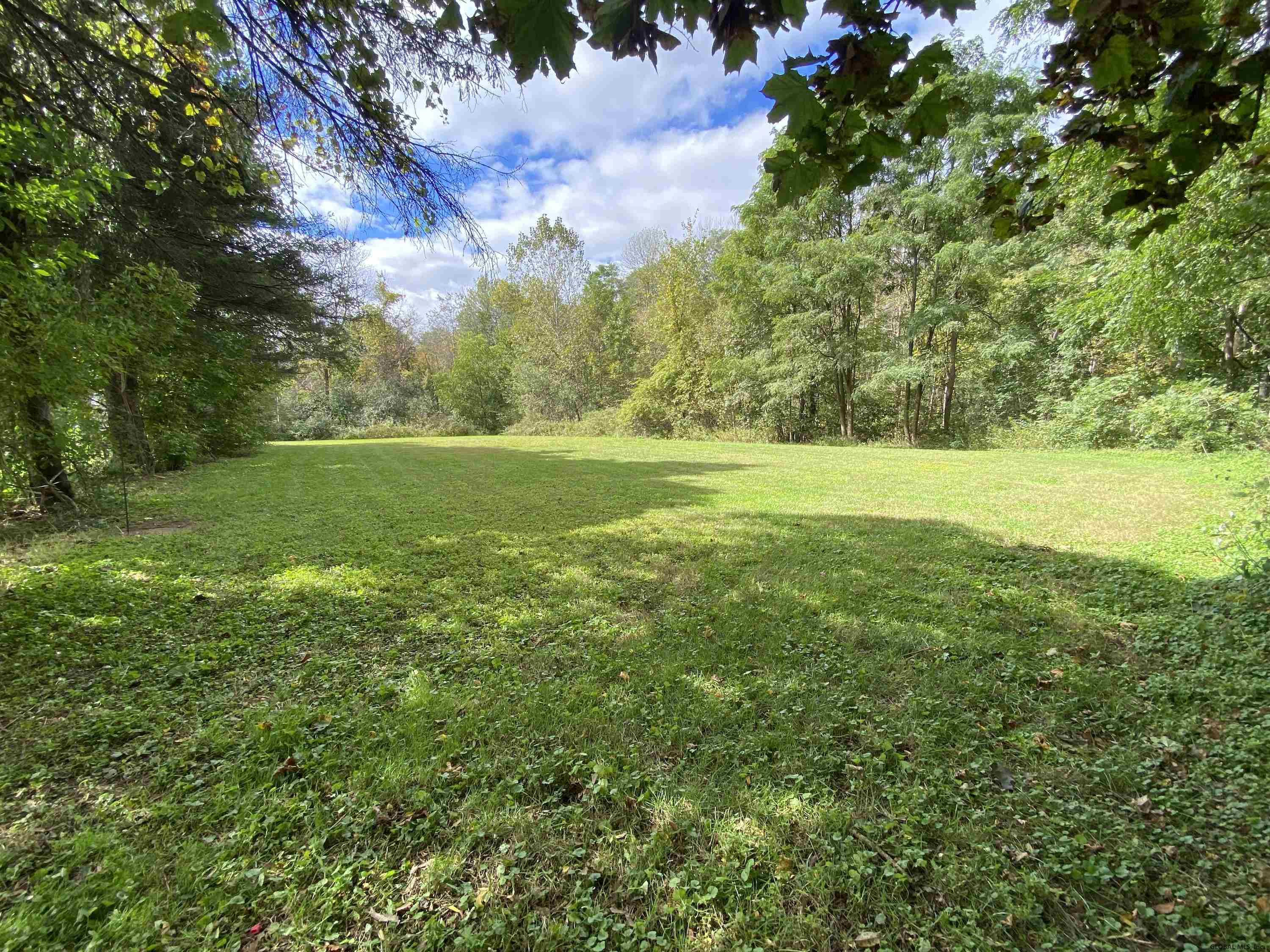 601 Pearse Road Niskayuna, NY 12309 - Photo 78 of 87 Photo 82