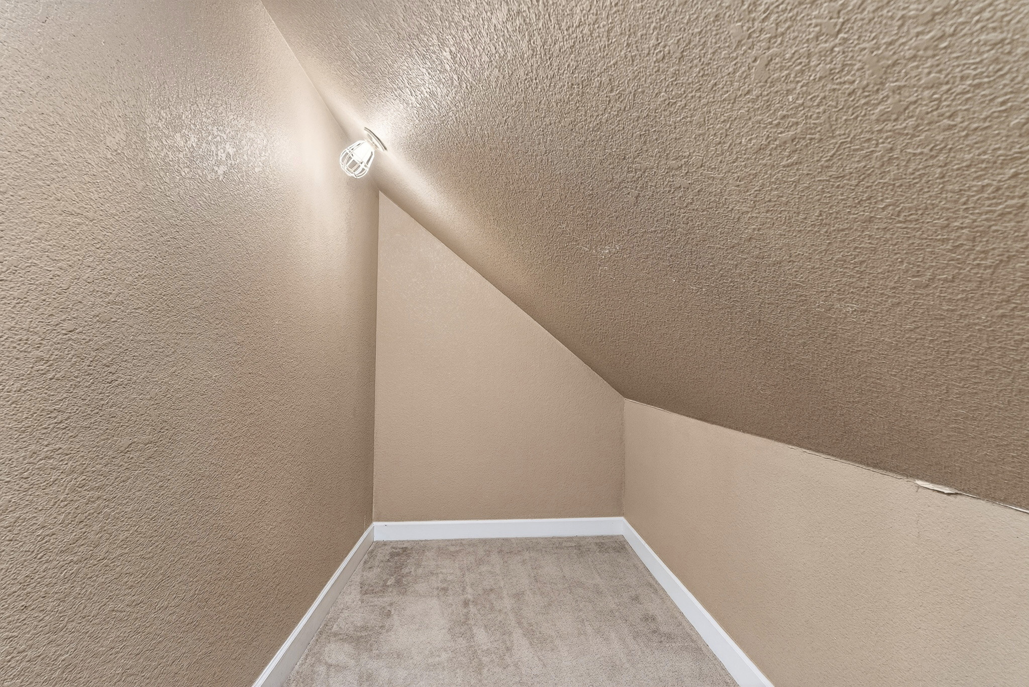 3811 Hawk View Street Round Rock, TX 78665 - Photo 8 of 20 a view of balcony