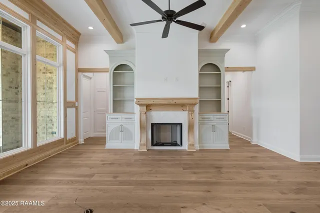 $669,000 | 204 Sabal Grv Lane, Youngsville, LA 70592