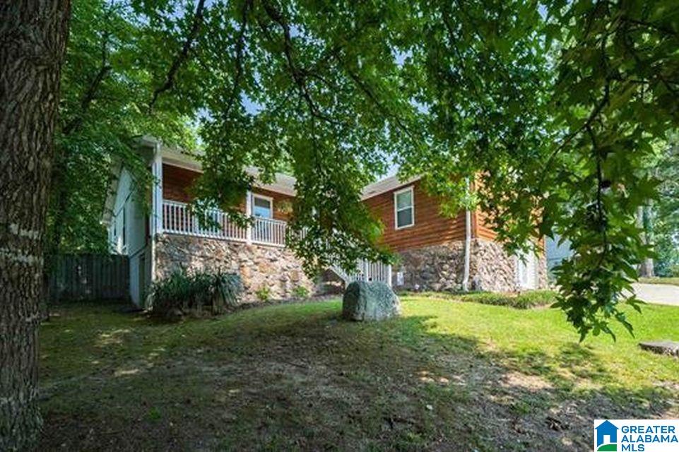 6760 Ridgewood Drive Pinson, AL 35126 - Photo 3 of 24
