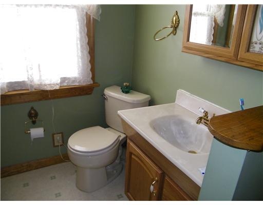 2141 Hookstown Grade Road Clinton, PA 15026 - Photo 8 of 18 Full Bath.