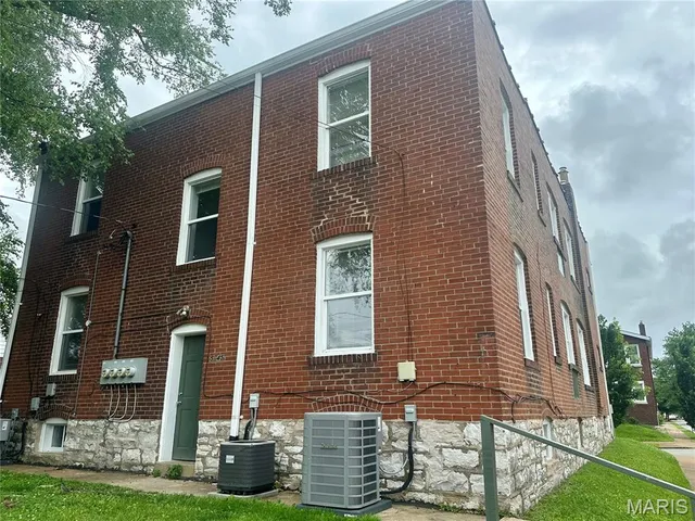 $675,000 | 5345 Quincy Street, St. Louis, MO 63109