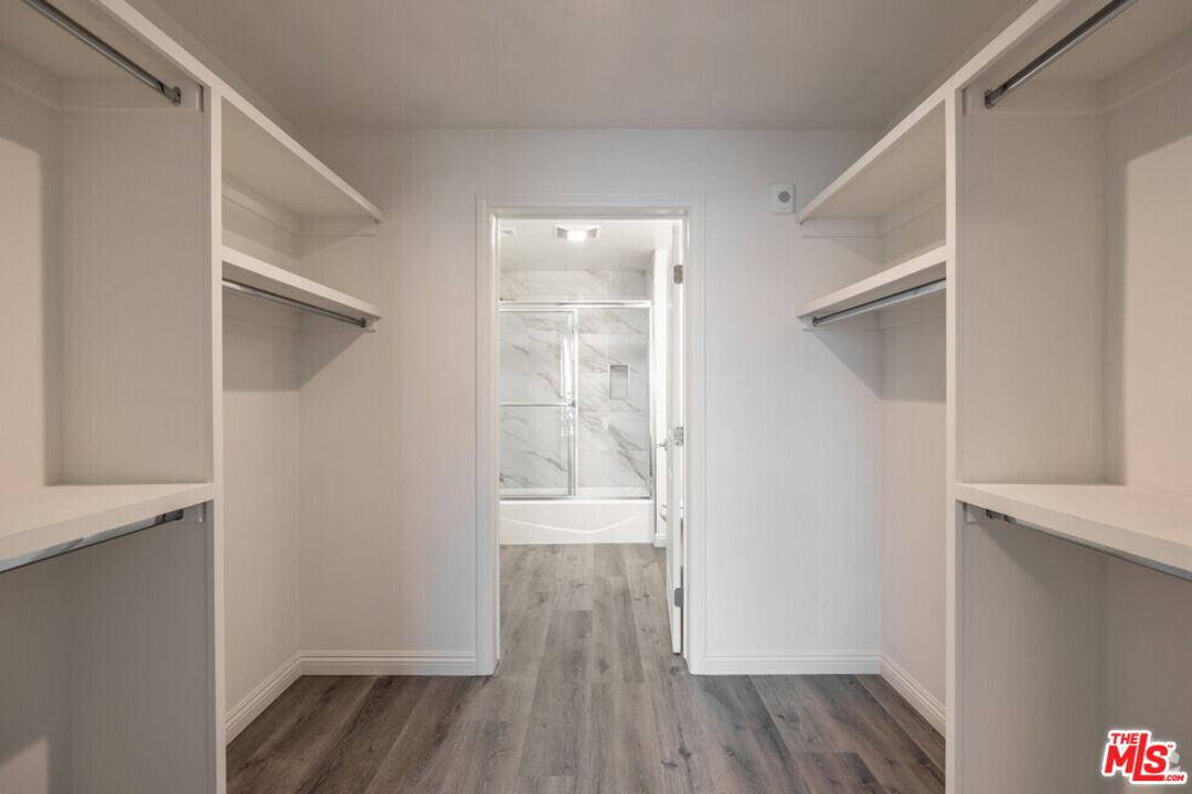 10132 Commerce Avenue Tujunga, CA 91042 - Photo 22 of 31
