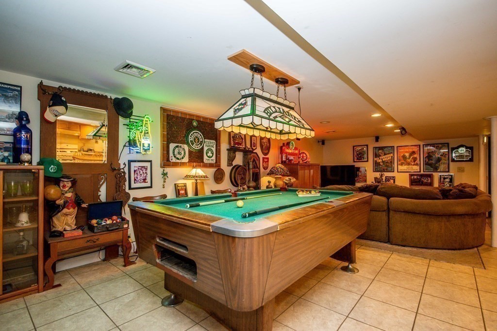 40 Pearse Road Swansea, MA 02777 - Photo 10 of 38 Gallery Image 10
