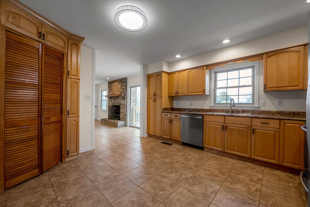 2934 Montavesta Road Lexington, KY 40502 - Photo 11 of 49 TDB_9695