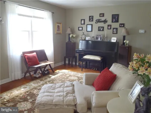 $2,400 | 415 Washington Avenue, Sellersville, PA 18960