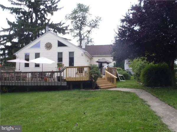$2,400 | 415 Washington Avenue, Sellersville, PA 18960