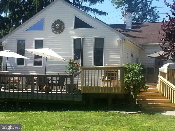 $2,400 | 415 Washington Avenue, Sellersville, PA 18960