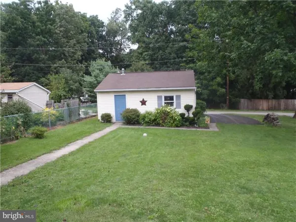 $2,400 | 415 Washington Avenue, Sellersville, PA 18960