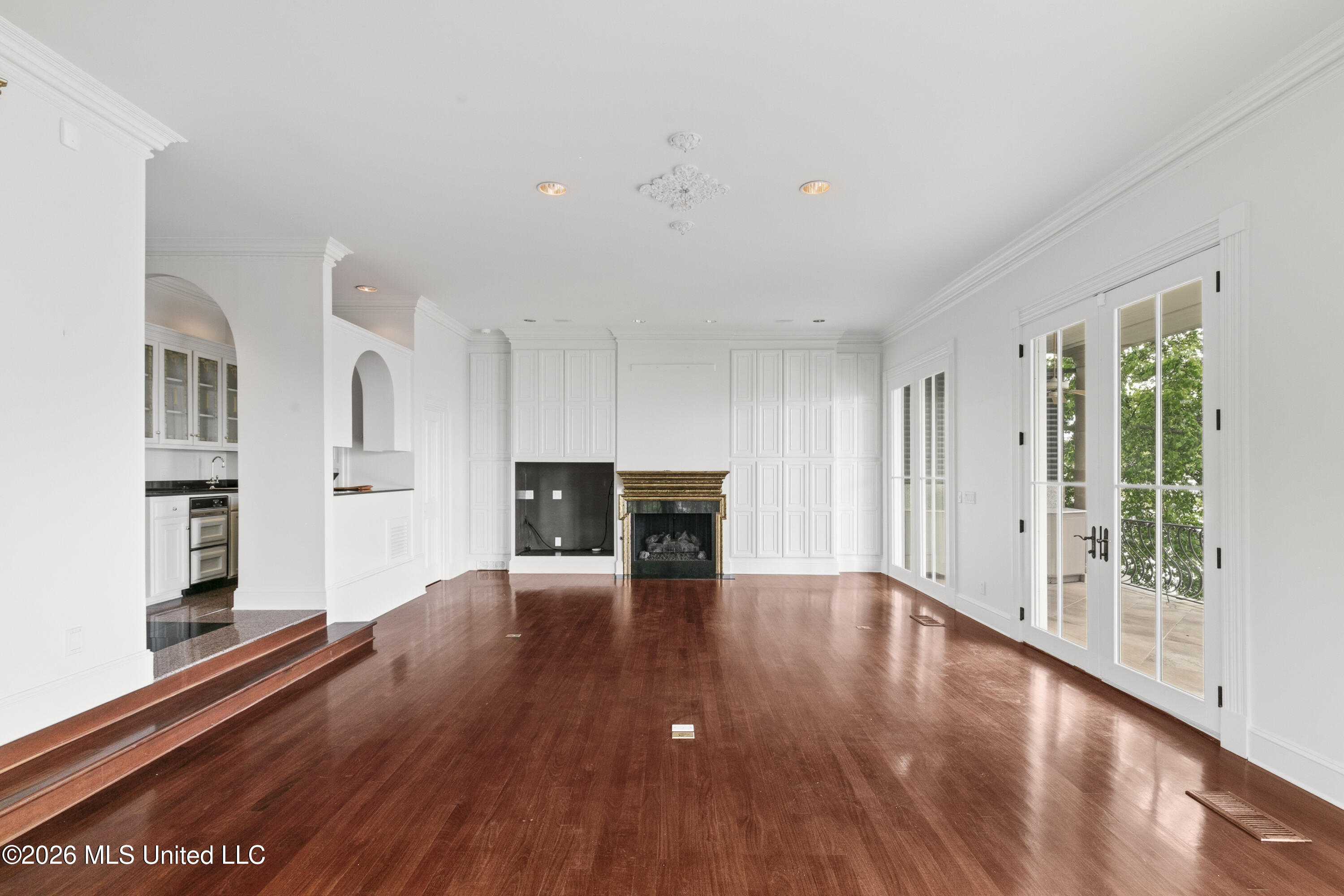 133 Overlook Pointe Drive Ridgeland, MS 39157 - Photo 27 of 93 Living Room