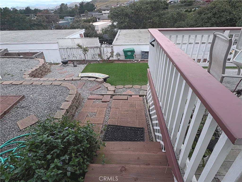 375 Surf Street Morro Bay, CA 93442 - Photo 14 of 40