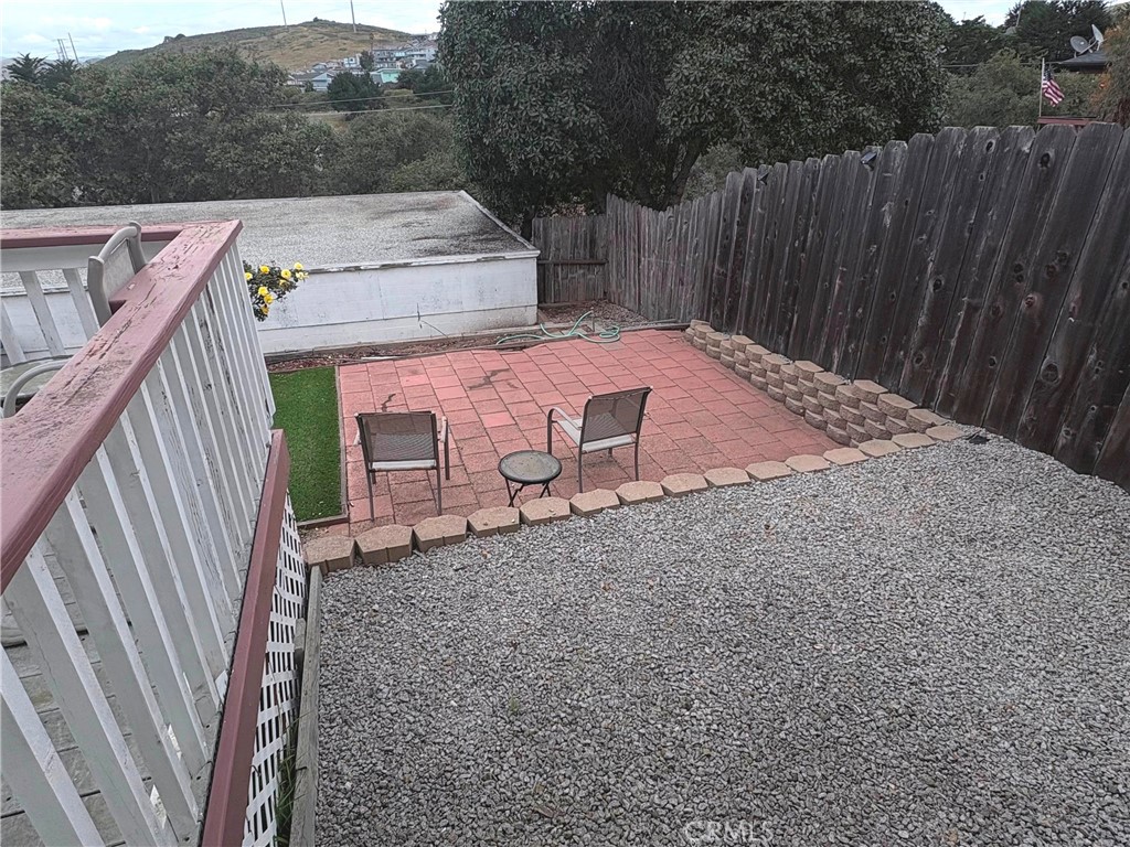 375 Surf Street Morro Bay, CA 93442 - Photo 16 of 40