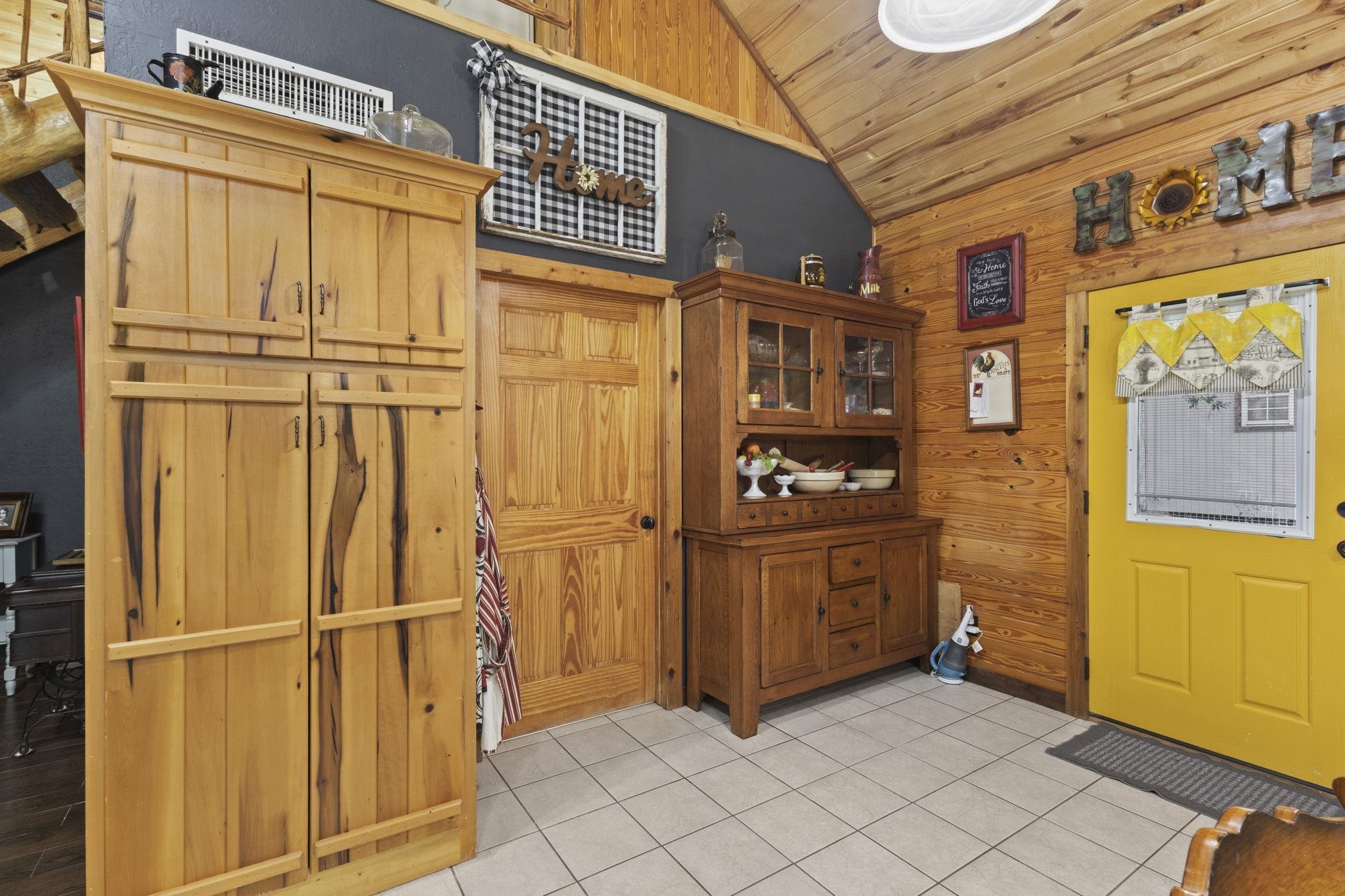 10077 Cravens Camp Road Silsbee, TX 77656 - Photo 14 of 50