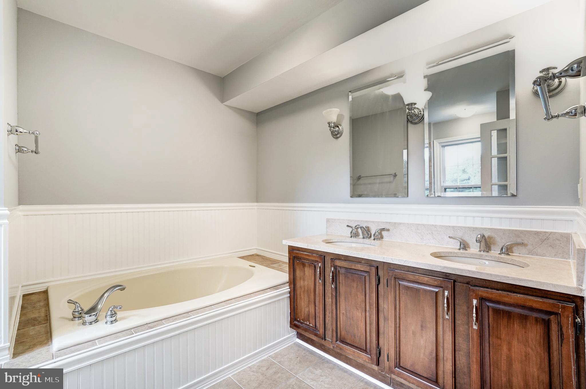 3827 Inverness Road Fairfax, VA 22033 - Photo 19 of 35