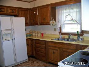 5054 North Huntington Road Marion, IN 46952 - Photo 6 of 9 Gallery Image 6