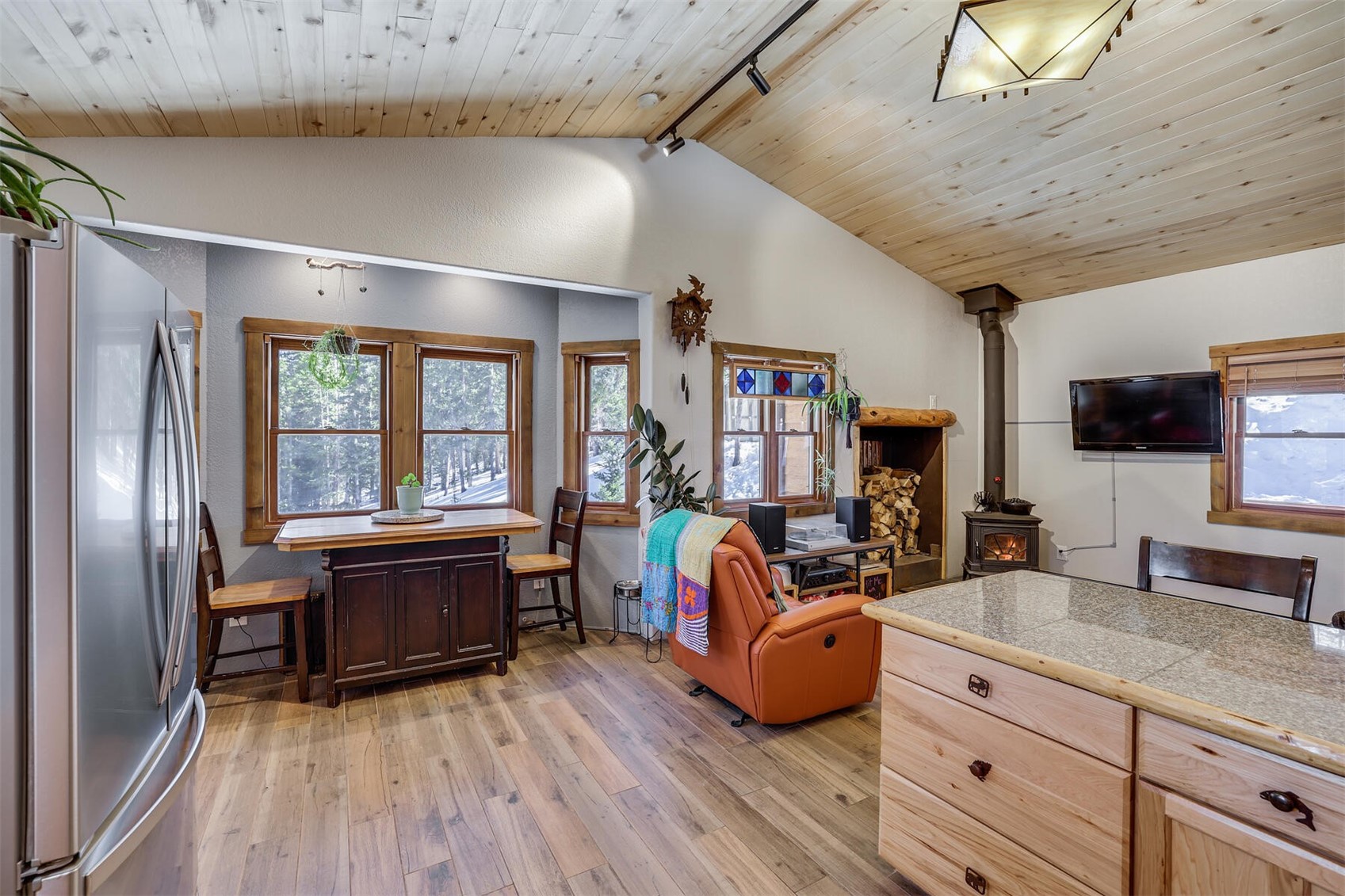 174 Pine Ridge Road Alma, CO 80420 - Photo 8 of 35 Gallery Image 8