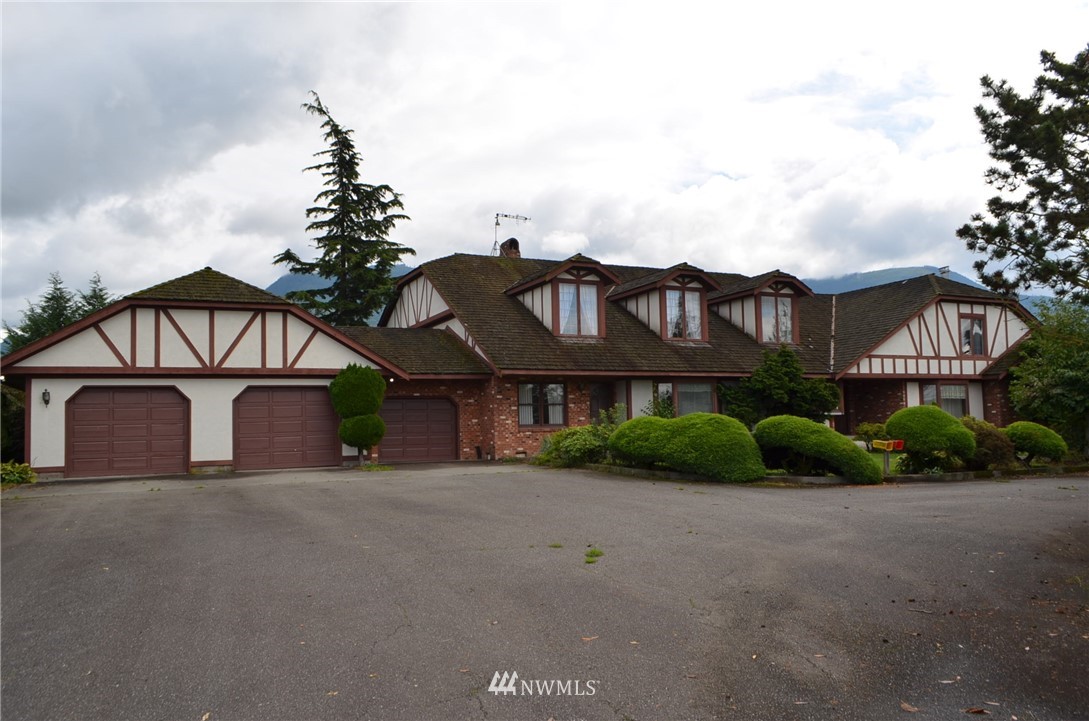 7878 Goodwin Road Everson, WA 98247 - Photo 1 of 16