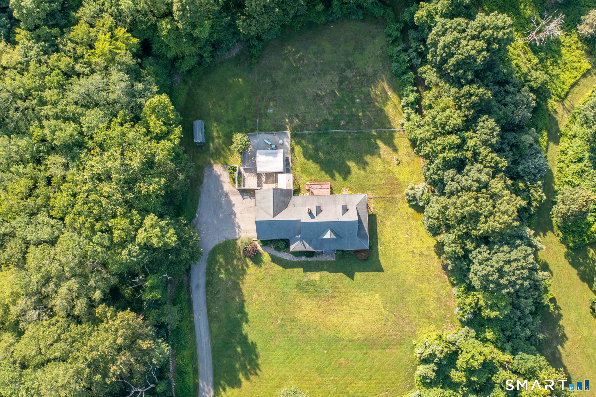 109 Starkweather Road Plainfield, CT 06354 - Photo 3 of 40 Gallery Image 3