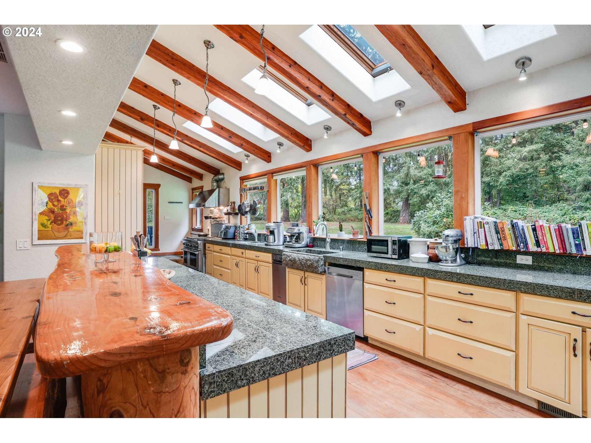 2625 Northeast Goodwin Road Camas, WA 98607 - Photo 4 of 18 Gallery Image 4