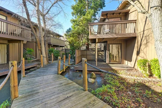 $199,000 | 915 Fulton Avenue, Unit 449, Sacramento, CA 95825