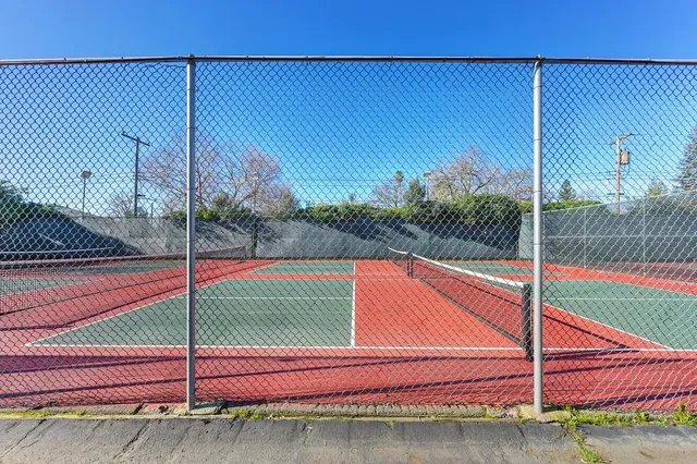 $199,000 | 915 Fulton Avenue, Unit 449, Sacramento, CA 95825