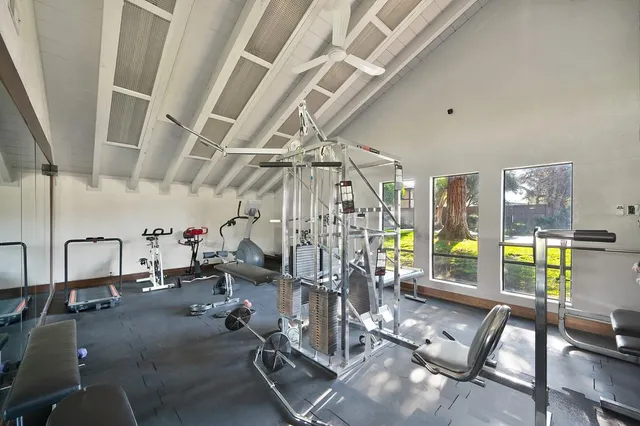 $199,000 | 915 Fulton Avenue, Unit 449, Sacramento, CA 95825