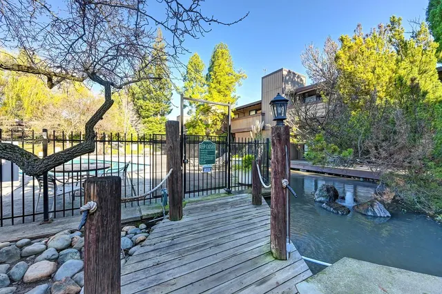 $199,000 | 915 Fulton Avenue, Unit 449, Sacramento, CA 95825