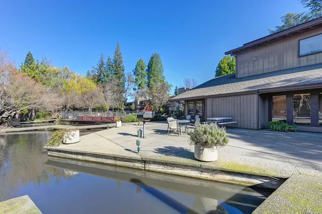 $199,000 | 915 Fulton Avenue, Unit 449, Sacramento, CA 95825