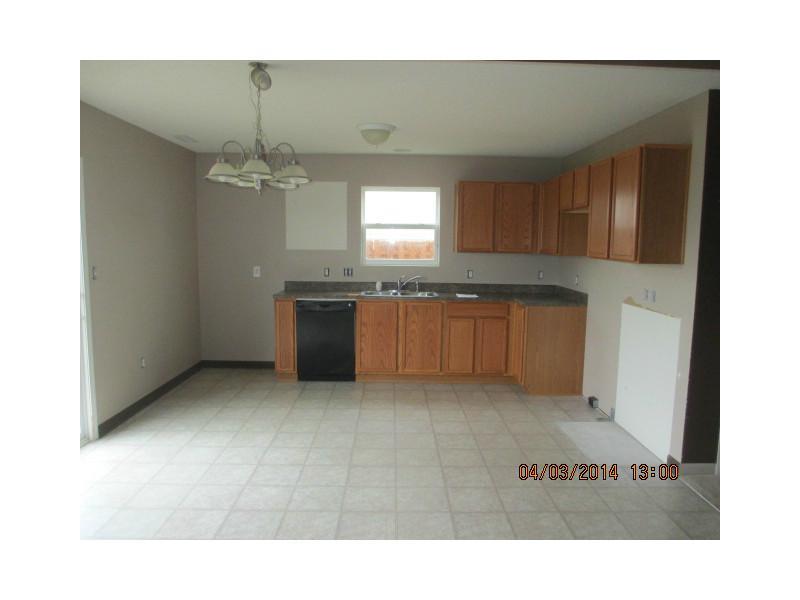 3789 Dusty Sands Road Whitestown, IN 46075 - Photo 3 of 9