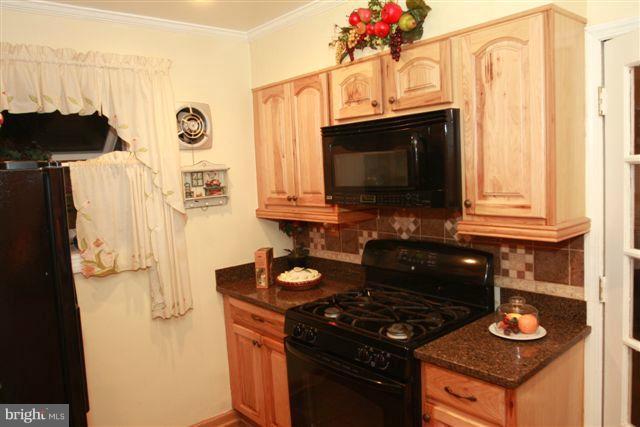 4933 Sargent Road Northeast Washington, DC 20017 - Photo 11 of 26 Kitchen