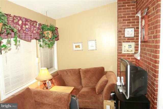 4933 Sargent Road Northeast Washington, DC 20017 - Photo 12 of 26 Bath