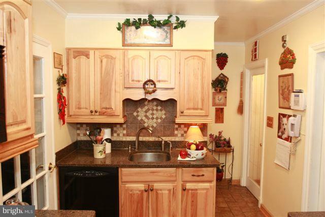 4933 Sargent Road Northeast Washington, DC 20017 - Photo 14 of 26 Kitchen