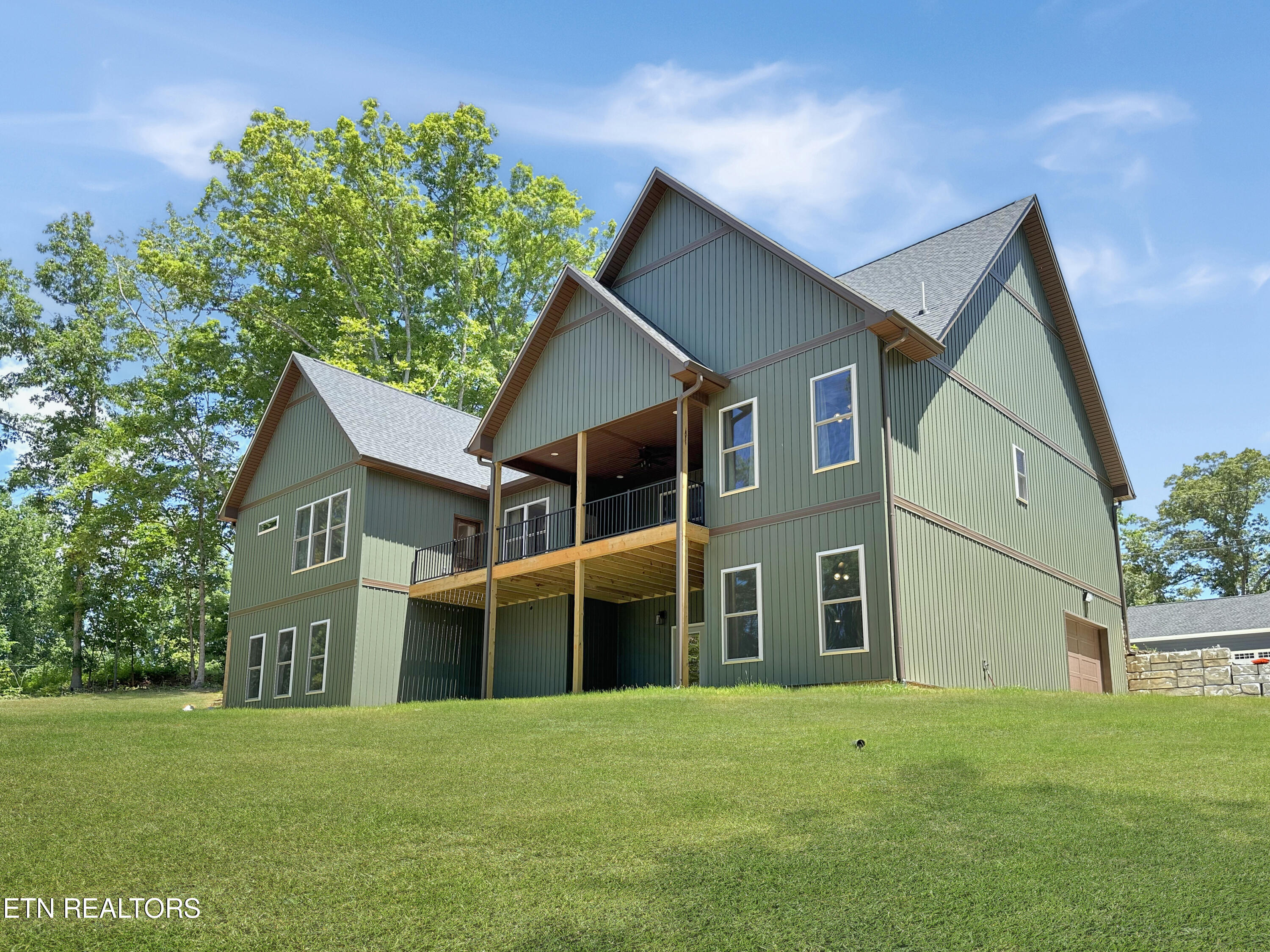 1063 Wilderness Road Friendsville, TN 37737 - Photo 3 of 43 44 Exterior Back