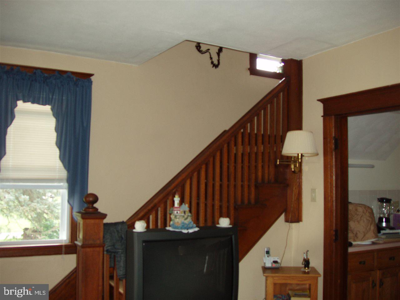1555 Jacobs Mill Road Hanover, PA 17331 - Photo 3 of 18