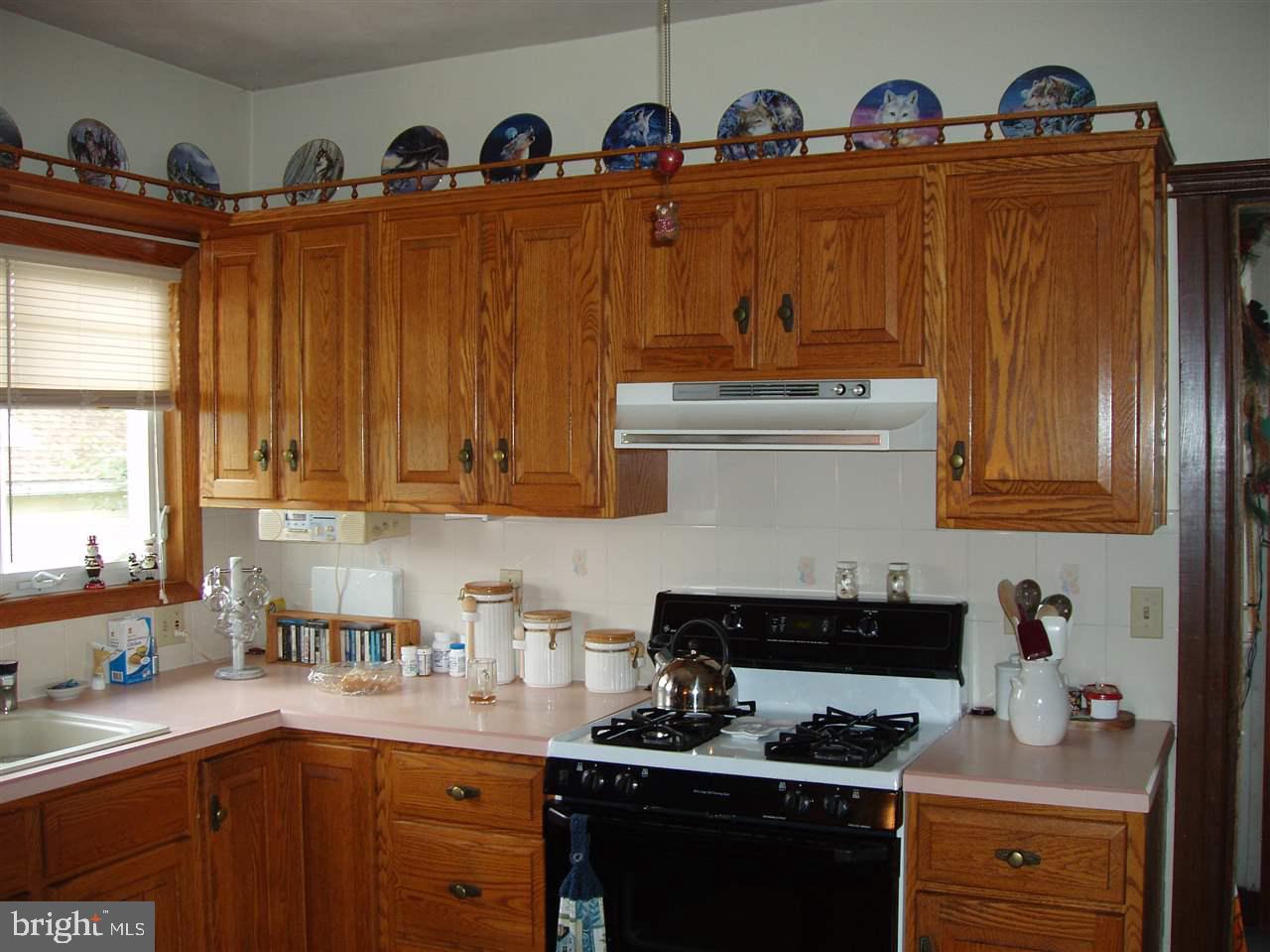 1555 Jacobs Mill Road Hanover, PA 17331 - Photo 6 of 18