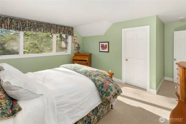 $2,098,000 | 1708 Bellevue Way Northeast, Bellevue, WA 98004