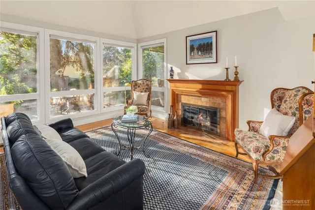 $2,098,000 | 1708 Bellevue Way Northeast, Bellevue, WA 98004