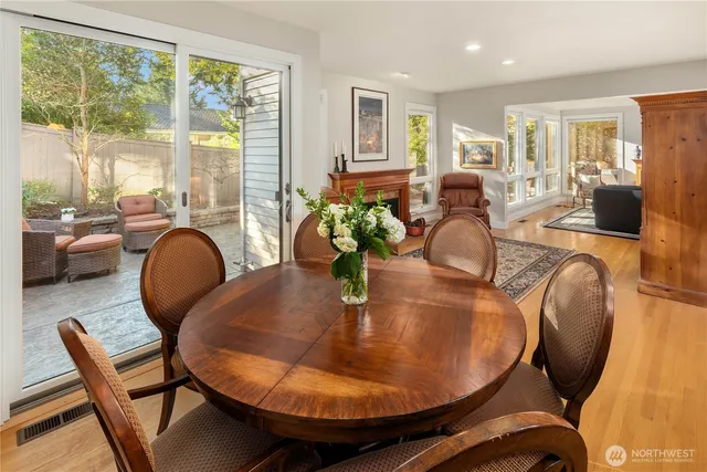 $2,098,000 | 1708 Bellevue Way Northeast, Bellevue, WA 98004