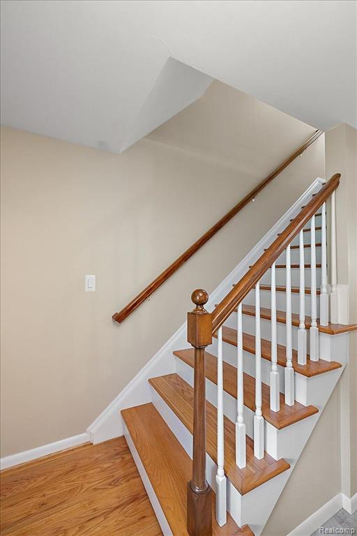144 Oaklane Drive Rochester Hills, MI 48306 - Photo 31 of 74