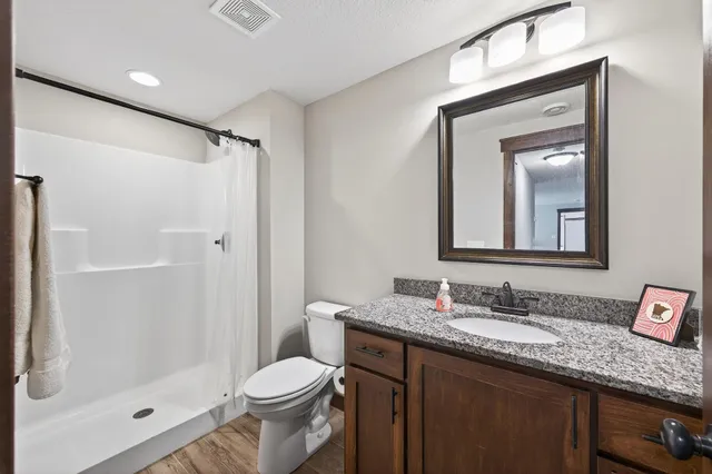 $850,000 | 1858 Laramee Lane, Hugo, MN 55038