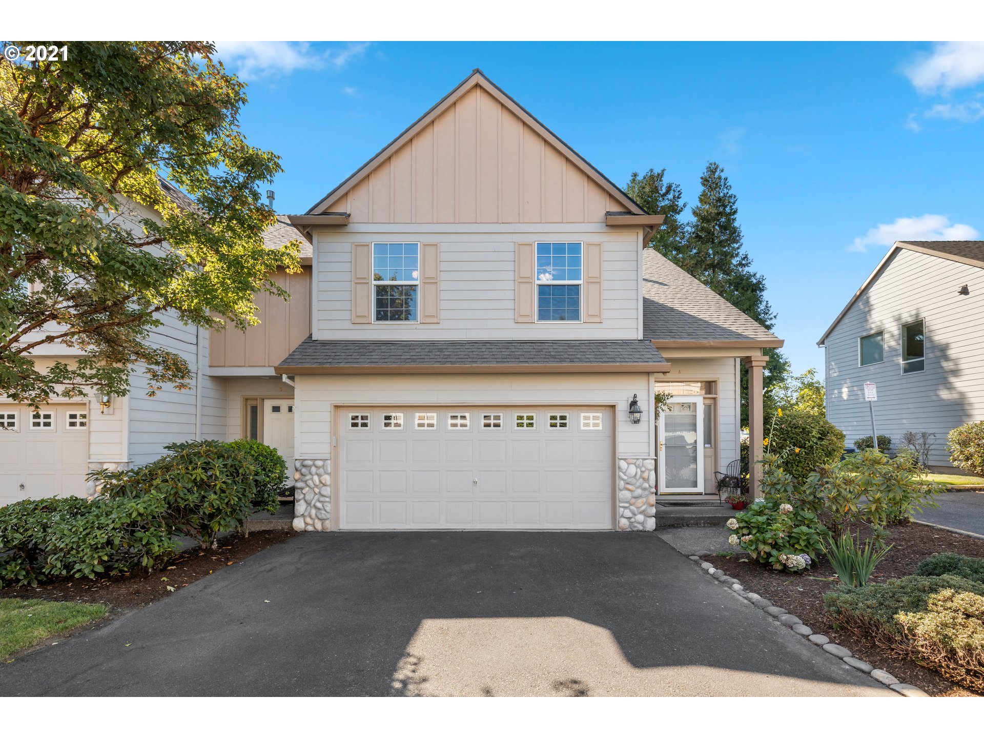 22056 Southwest Grahams Ferry Road, Unit A Tualatin, OR 97062 - Photo 1 of 29 Gallery Image 1