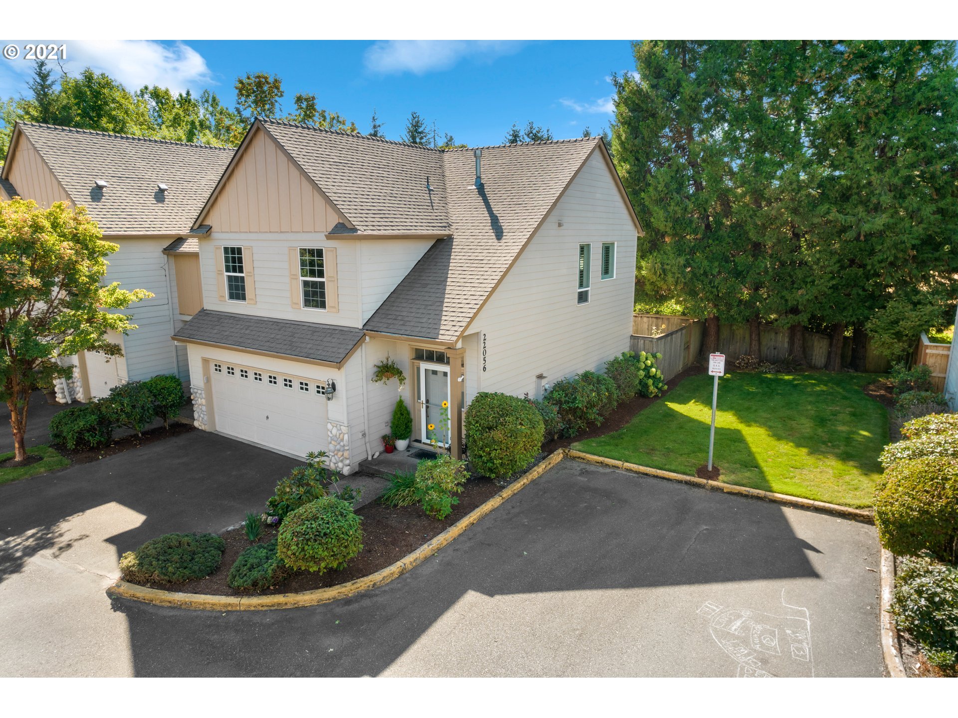 22056 Southwest Grahams Ferry Road, Unit A Tualatin, OR 97062 - Photo 2 of 29 Gallery Image 2