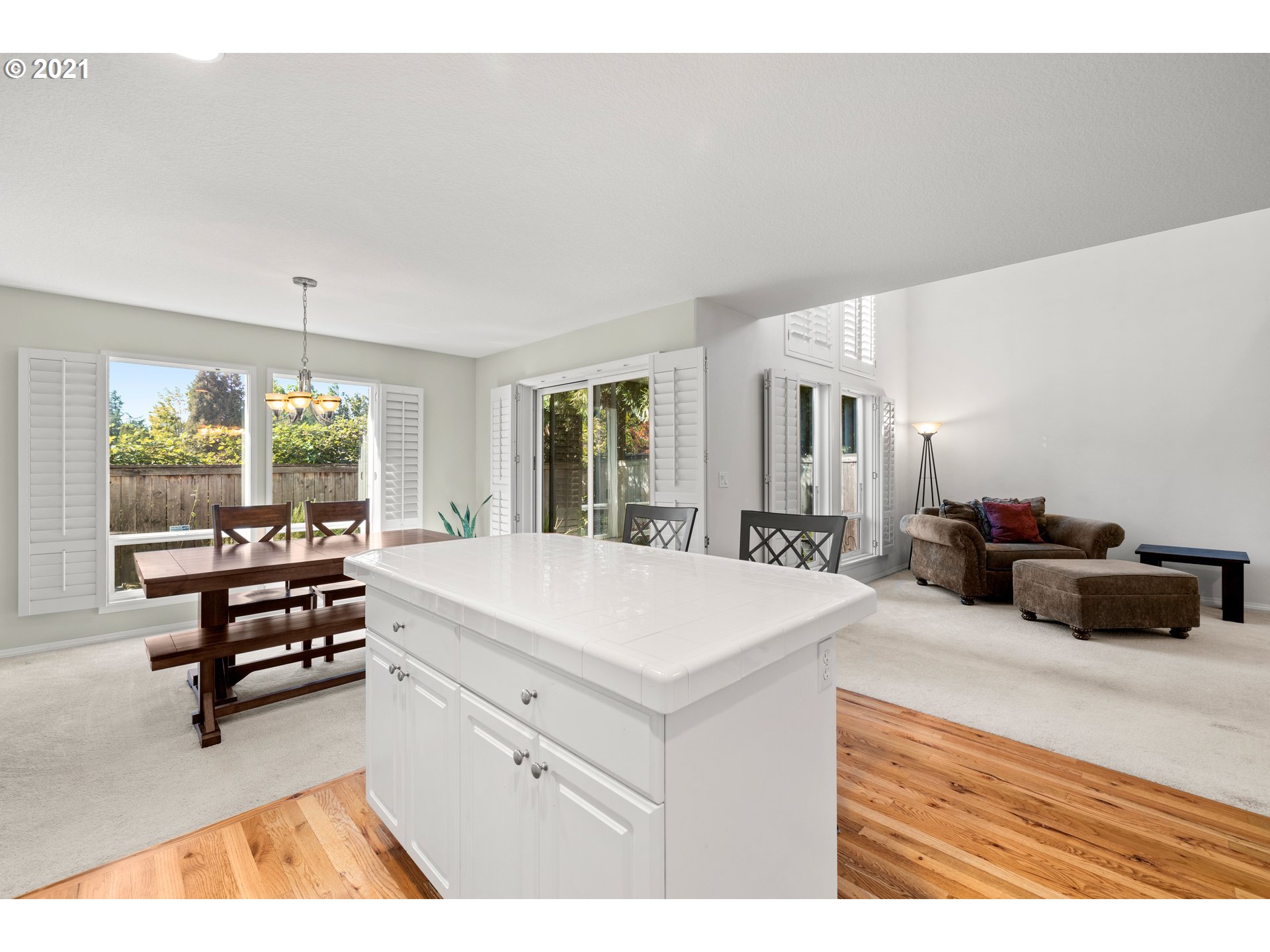 22056 Southwest Grahams Ferry Road, Unit A Tualatin, OR 97062 - Photo 11 of 29 Gallery Image 11