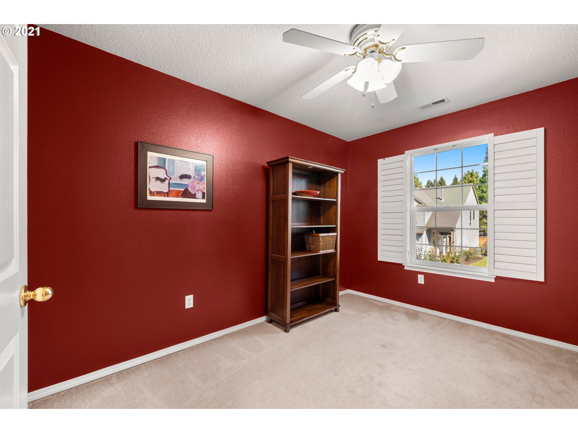 22056 Southwest Grahams Ferry Road, Unit A Tualatin, OR 97062 - Photo 18 of 29 Gallery Image 18