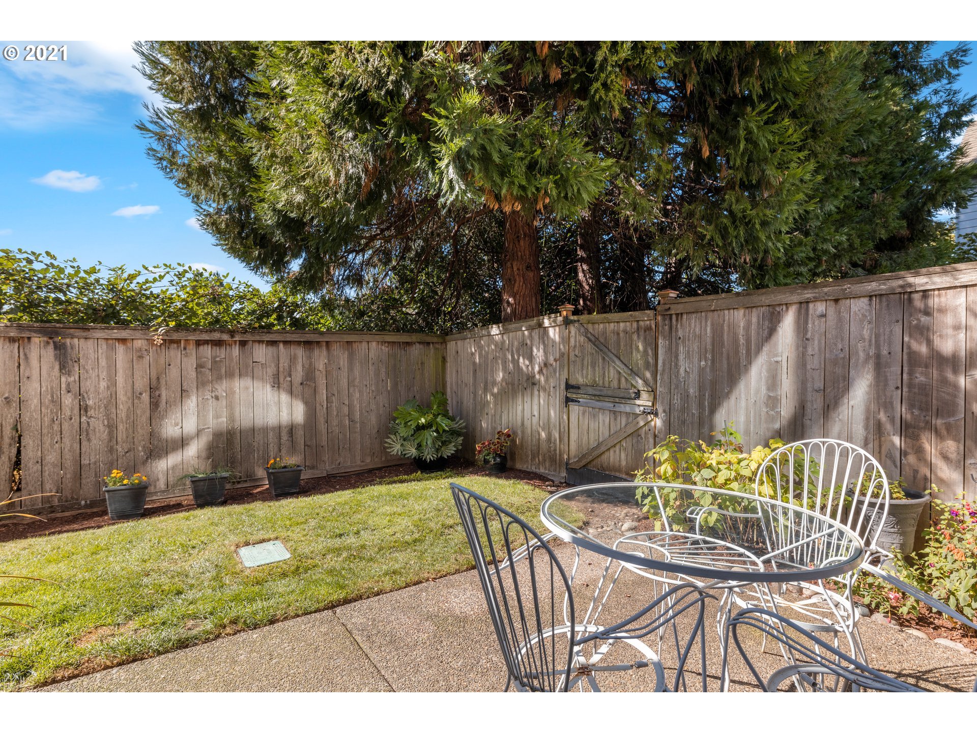 22056 Southwest Grahams Ferry Road, Unit A Tualatin, OR 97062 - Photo 23 of 29 Gallery Image 23