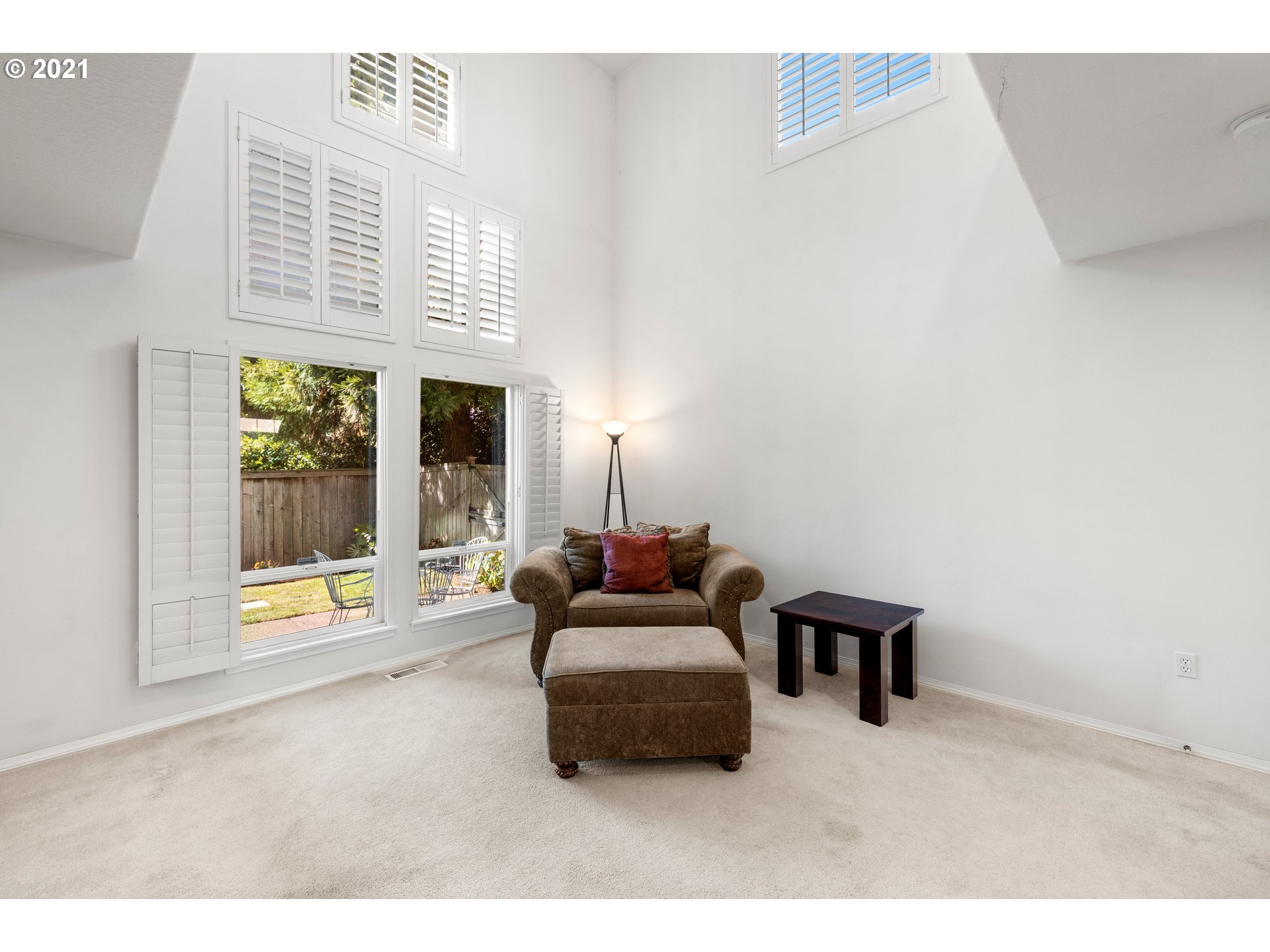 22056 Southwest Grahams Ferry Road, Unit A Tualatin, OR 97062 - Photo 5 of 29 Gallery Image 5