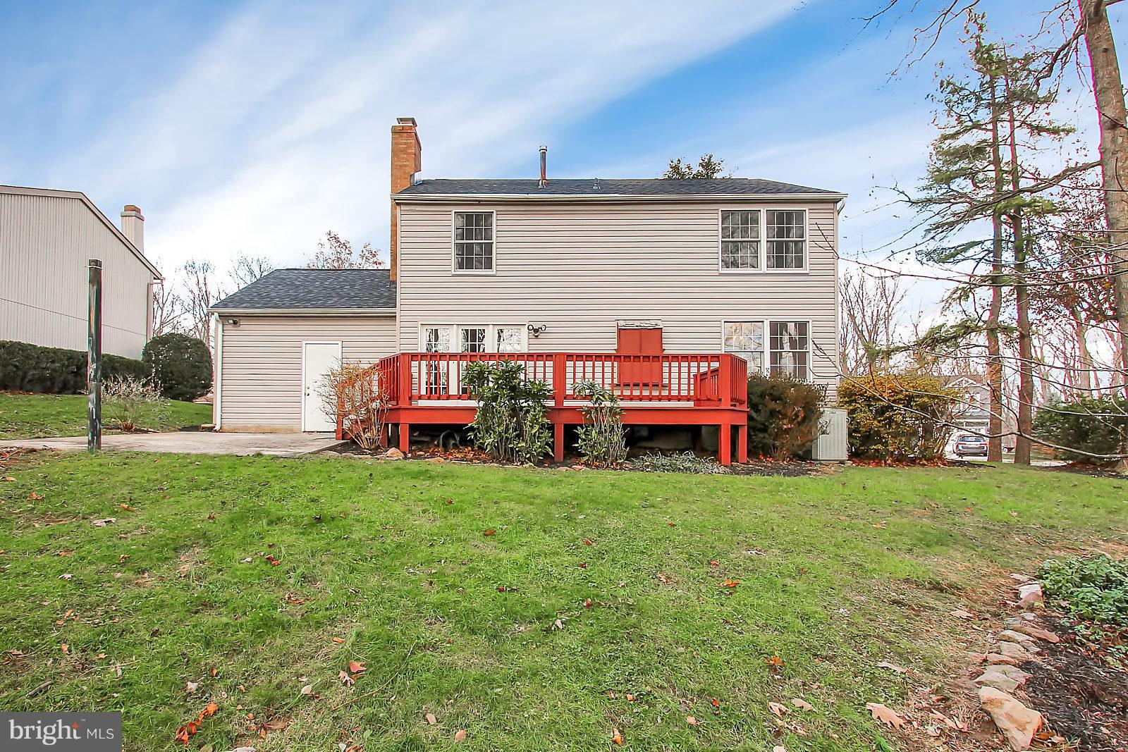 10879 Sandringham Road Cockeysville, MD 21030 - Photo 30 of 30 Back setting - deck and yard